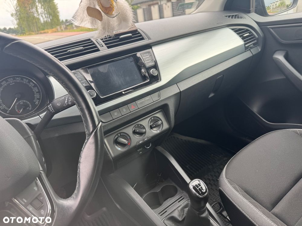 Skoda Fabia 1.0 Ambition - 11