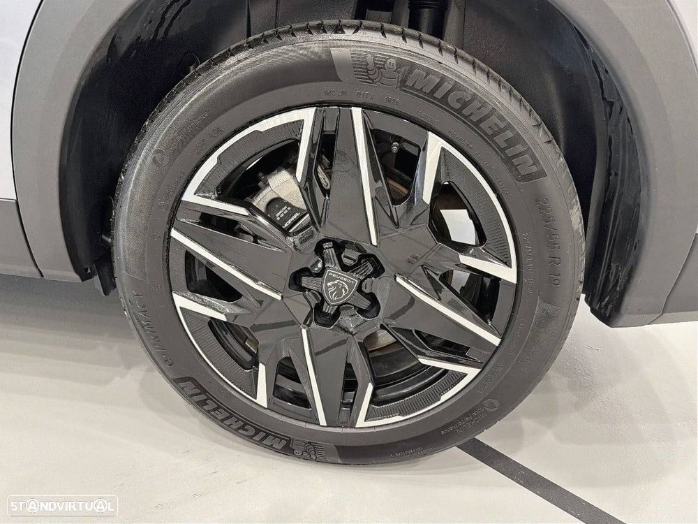 Peugeot 5008 1.2 Hybrid Allure e-DCS6 - 11