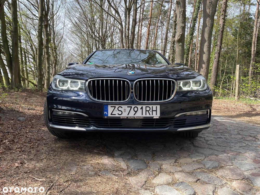 BMW Seria 7 740Li - 2