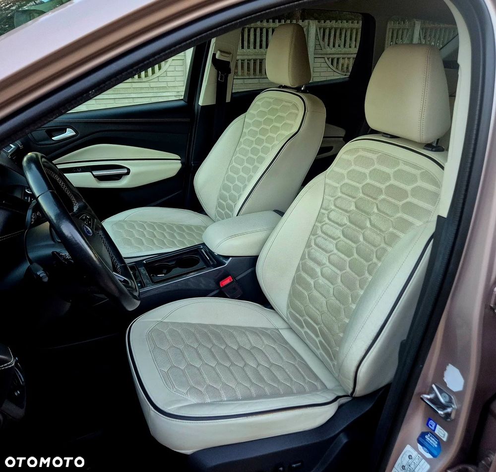 Ford Kuga 2.0 TDCi 4x4 Vignale - 16