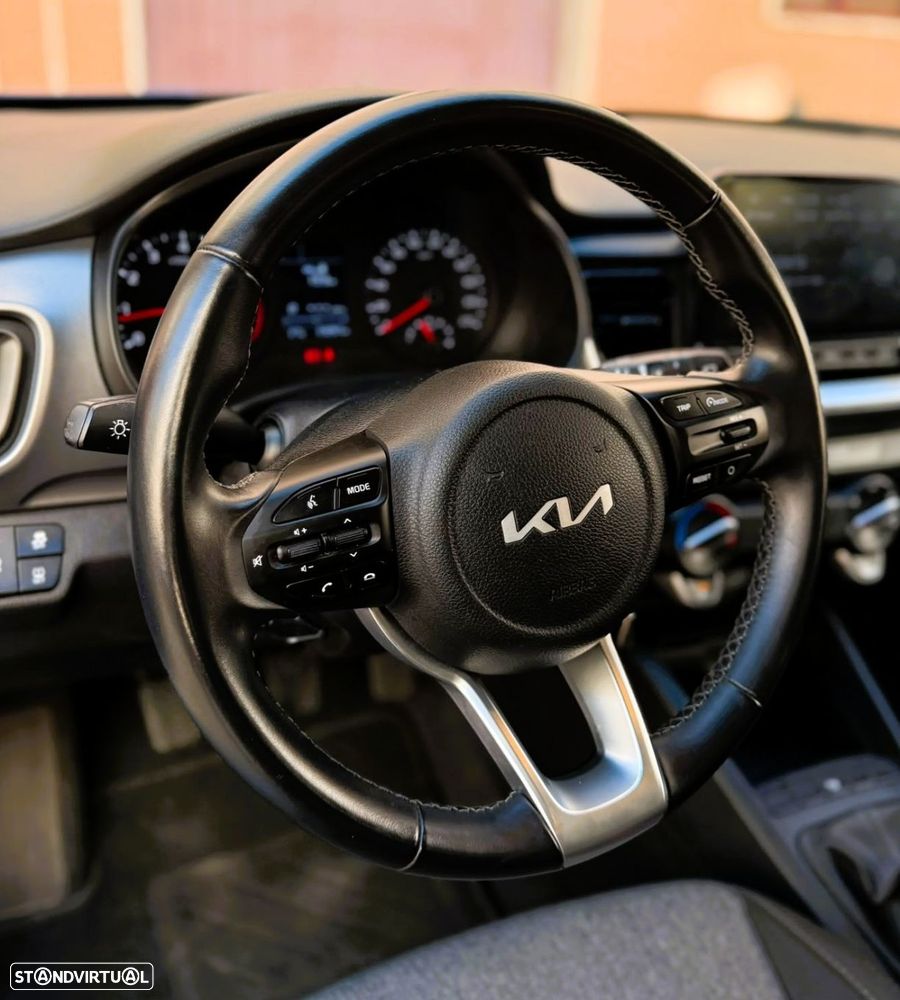 Kia Stonic 1.2 Move - 12