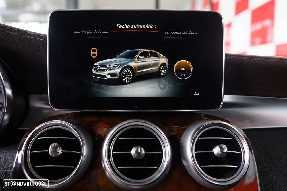 Mercedes-Benz GLC 250 d AMG Line 4-Matic - 61