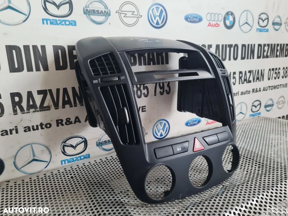 Rama Consola Centrala Grile Grila Ventilatie Bord Centrala Kia Ceed An 2006-2007-2008-2009 Volan st - 3