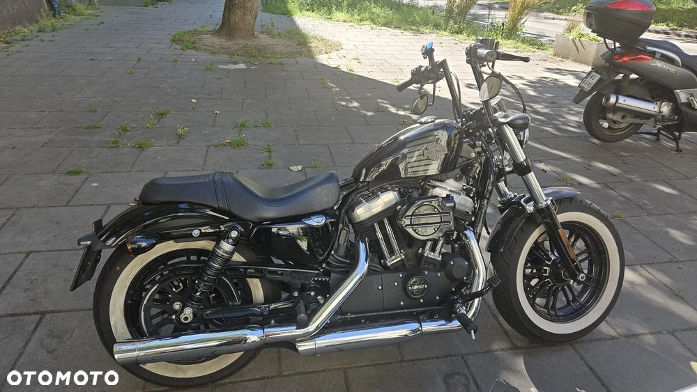 Harley-Davidson Sportster Forty-Eight - 2