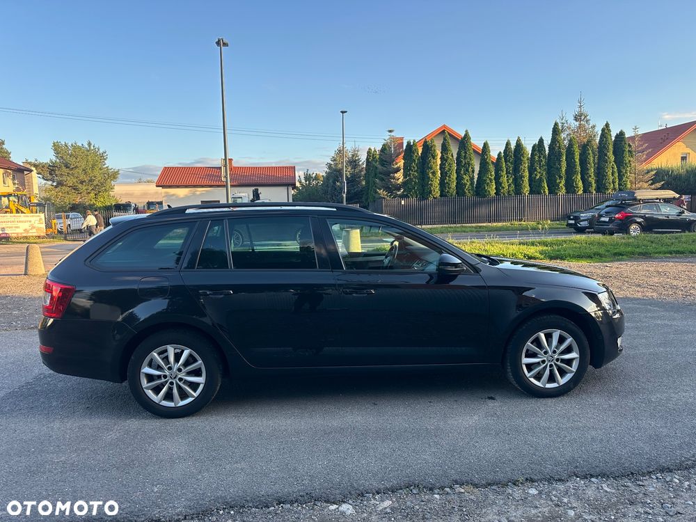 Skoda Octavia 1.6 TDI Ambition DSG - 20
