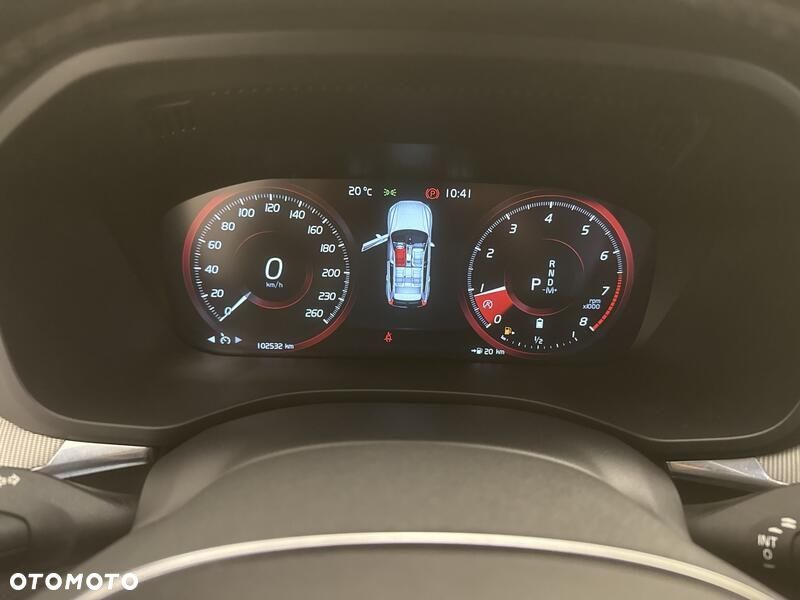 Volvo XC 60 B4 B R-Design - 14