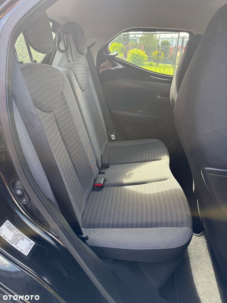 Toyota Aygo x.shift x-play connect - 21