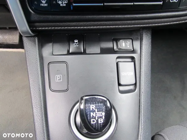 Toyota Auris Hybrid 135 Premium - 19