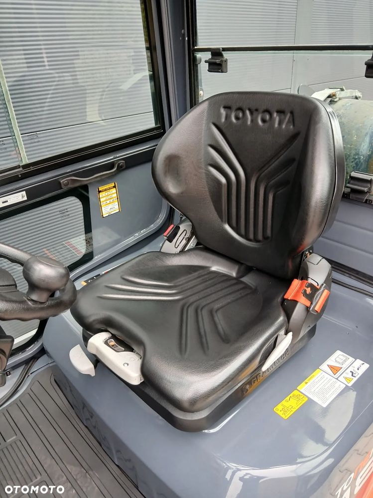 Toyota 02-8FGF18 - 7