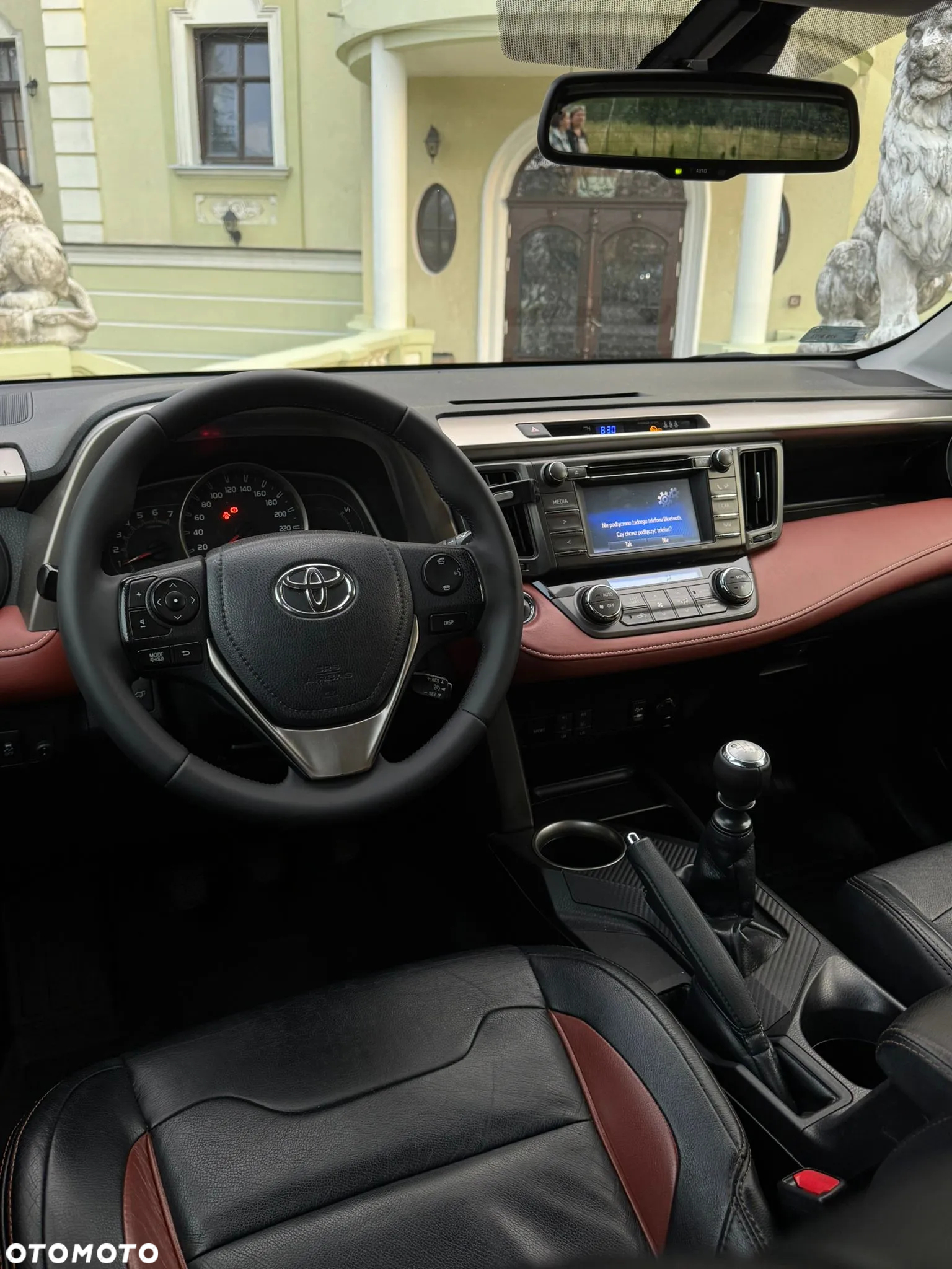 Toyota RAV4 2.0 D-4D Premium - 16