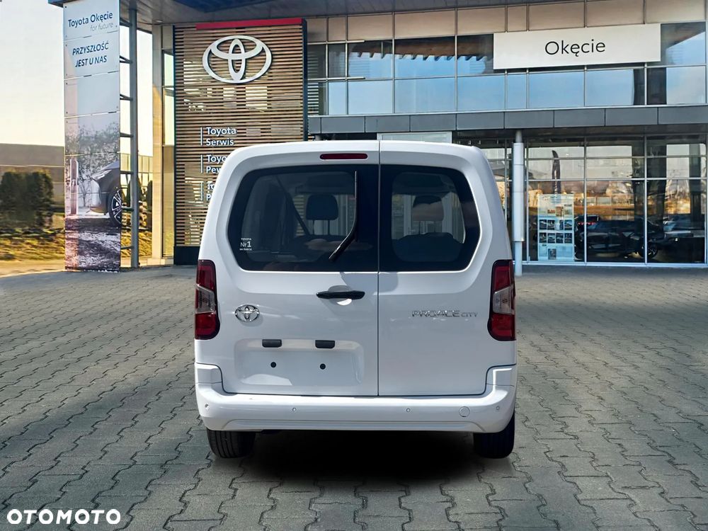 Toyota Proace City Verso Long 1.5 D-4D Business - 4