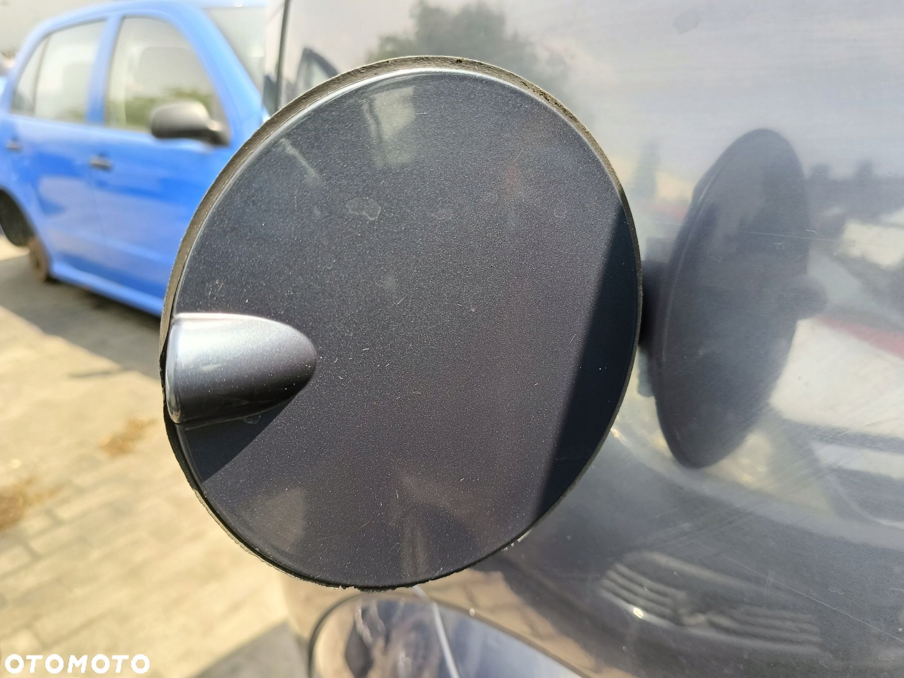 Opel Meriva A FL 03-10 KLAPKA WLEWU PALIWA kod lakieru Z168 - 1