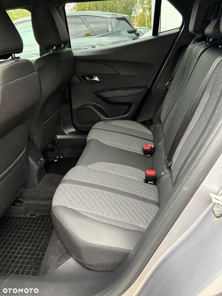 Peugeot 2008 PureTech 100 Allure S&S BVM6 - 12