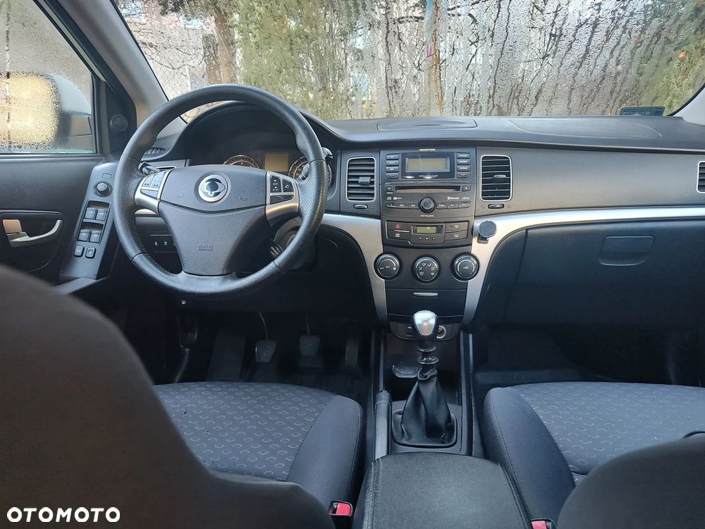 SsangYong/KGM Korando 2.0 E-XDi DPF 4WD Quartz - 15