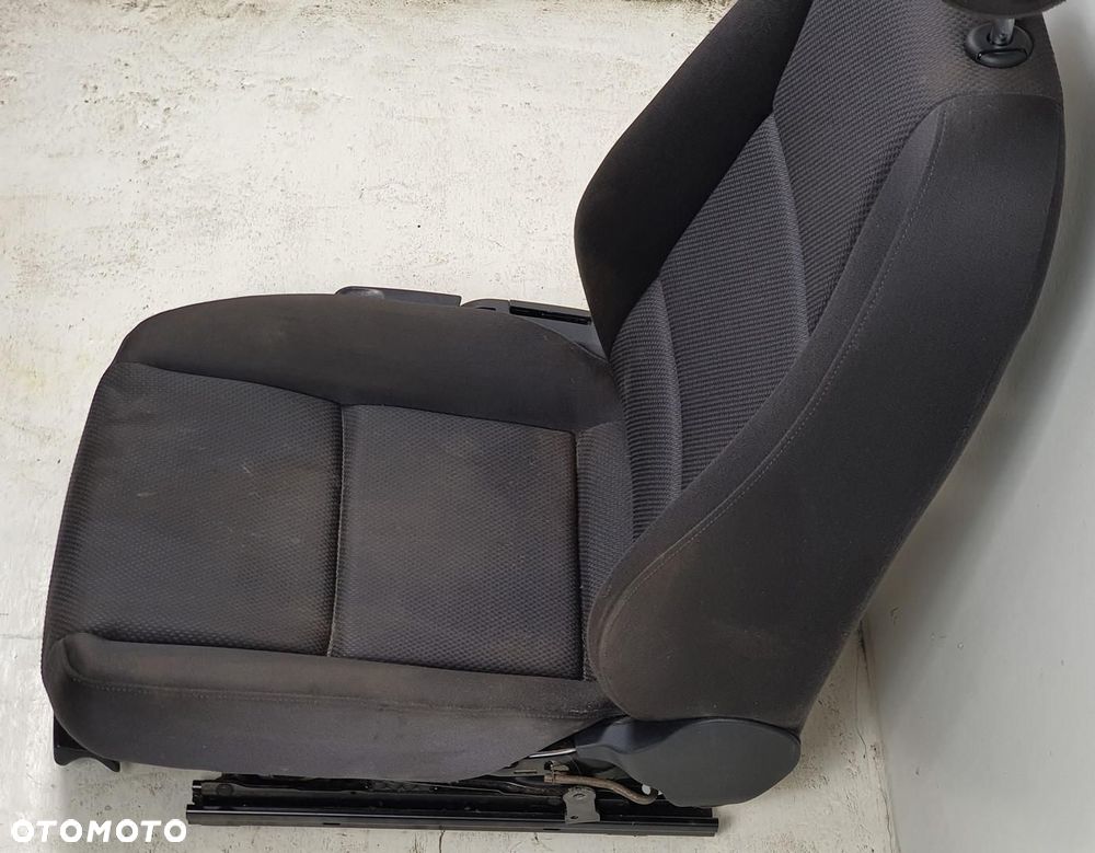 FOTEL PASAZERA PRAWY PRZÓD AUDI A4 B6 EUROPA - 4