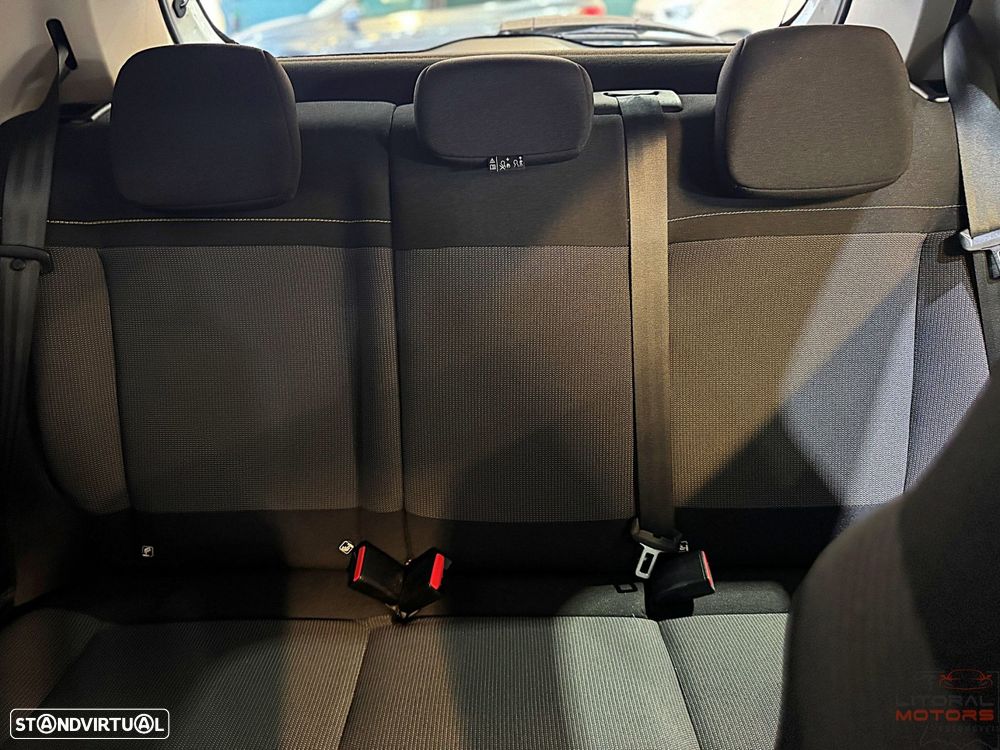 Citroën C3 1.2 PureTech Max EAT6 - 36