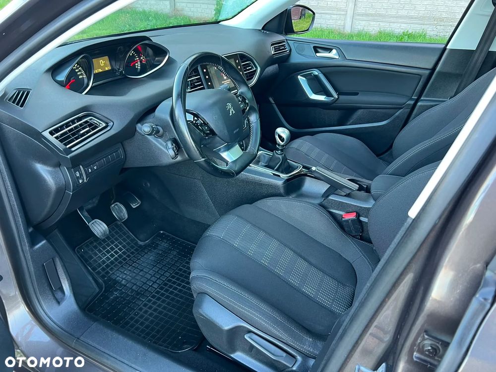 Peugeot 308 1.6 BlueHDi Business Line S&S - 26