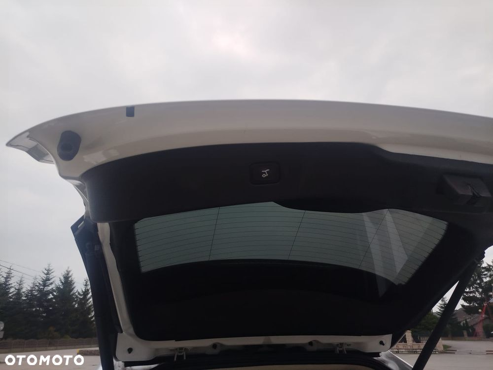 Ford Edge 2.0 EcoBlue Bi-Turbo 4x4 ST-LINE - 25