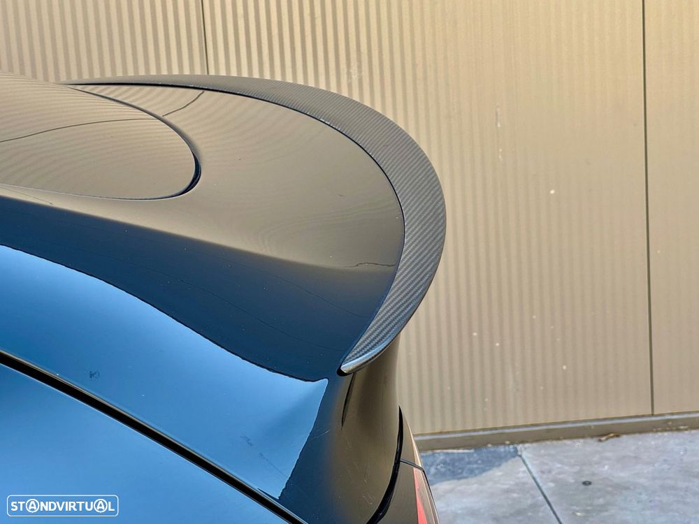 Tesla Model Y Performance Dual Motor AWD - 16