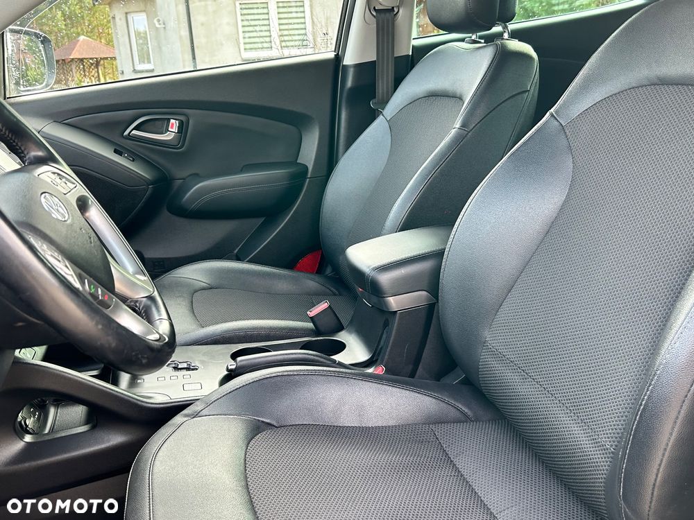 Hyundai ix35 2.0 2WD Automatik Trend - 29