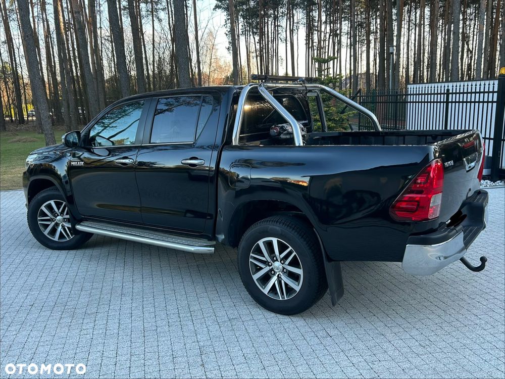 Toyota Hilux - 9