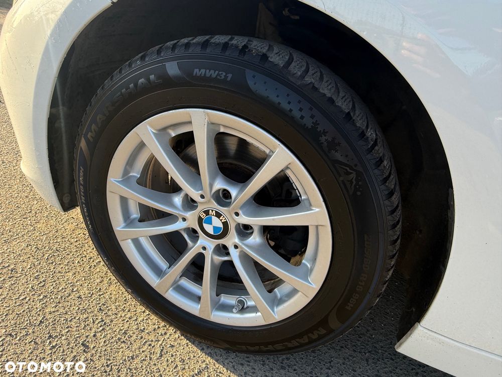 BMW Seria 3 316d Sport Line - 12