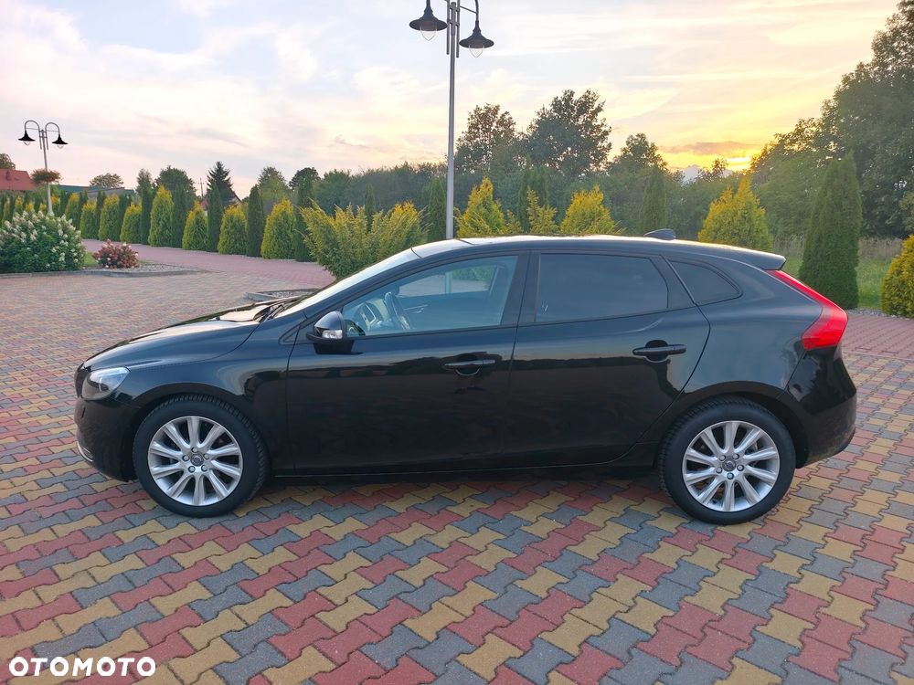 Volvo V40 D2 Summum - 3