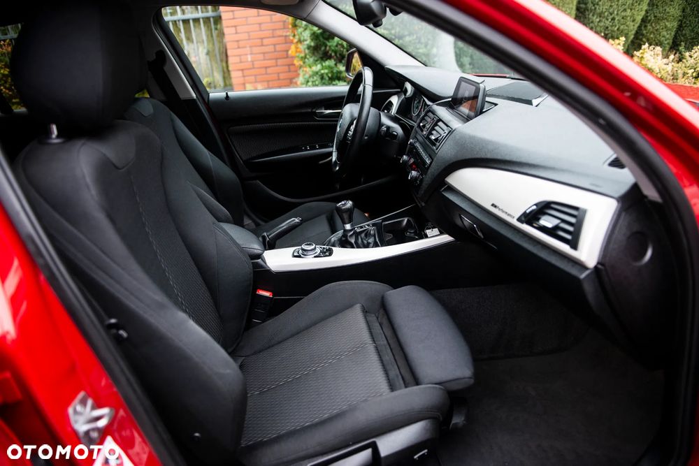 BMW Seria 1 118i Sport Line - 38