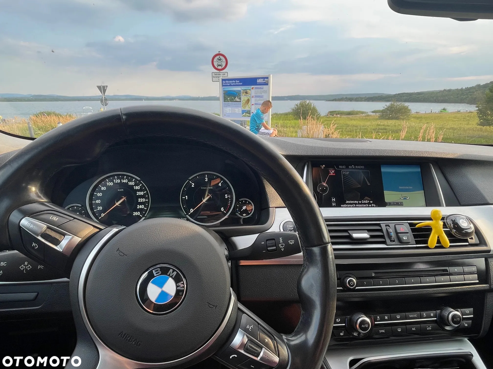 BMW Seria 5 520d Touring - 3