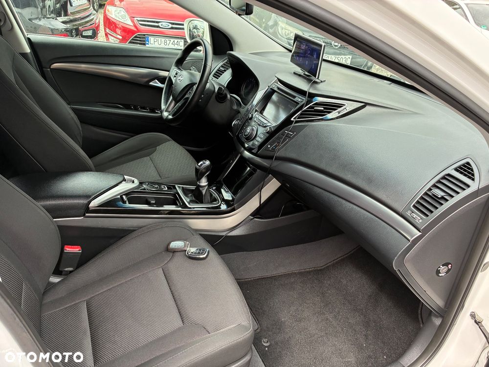 Hyundai i40 1.6 Comfort - 11