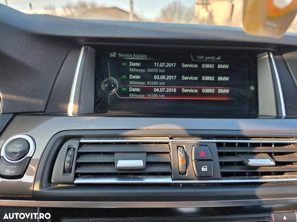 BMW Seria 5 525d xDrive - 15