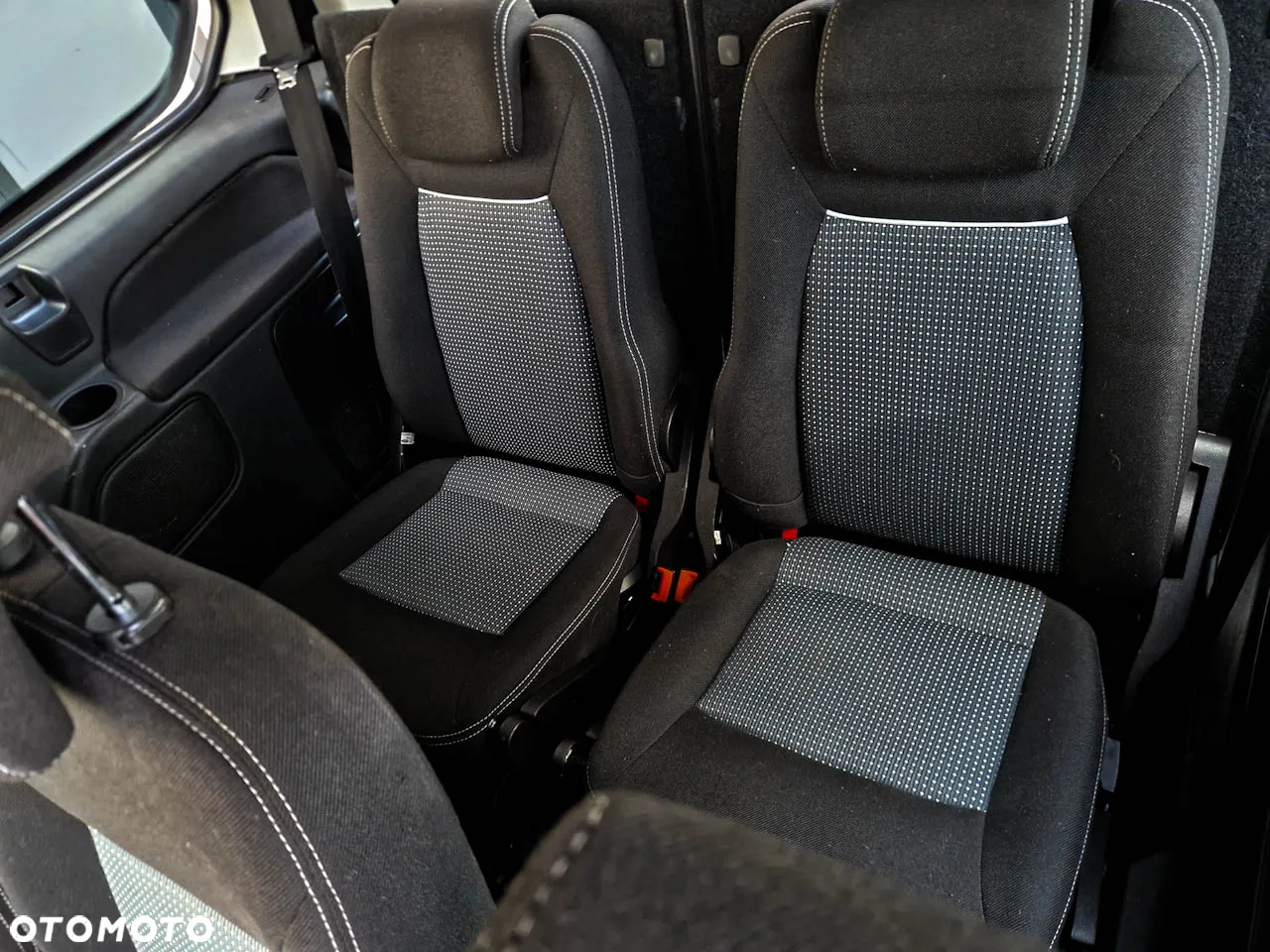 Ford Galaxy 2.0 TDCi Titanium - 7