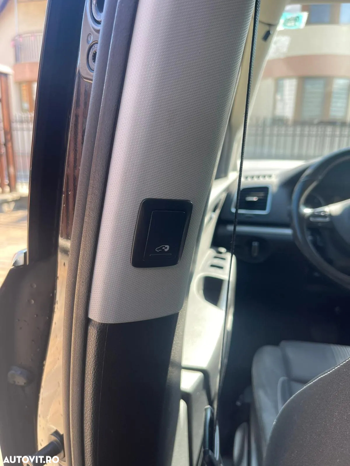 Volkswagen Sharan 2.0 TDI DSG BlueMotion Technology Highline - 13