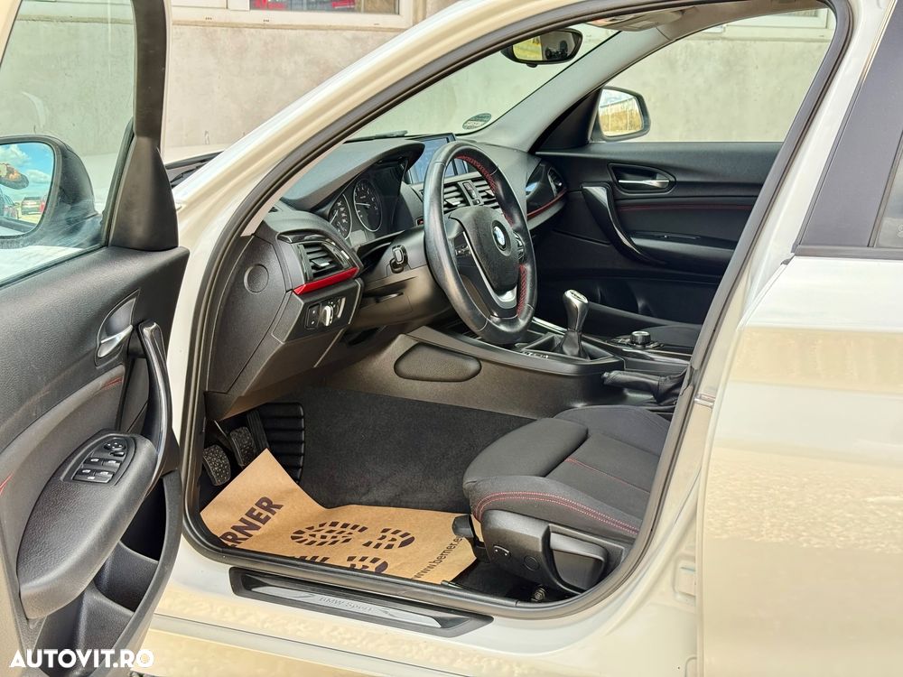 BMW Seria 1 116i Sport Line - 12