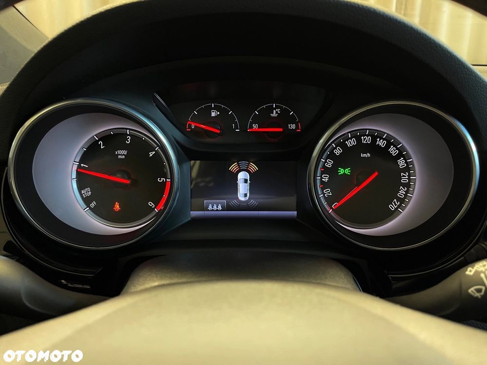 Opel Astra V 1.6 CDTI Dynamic S&S - 19