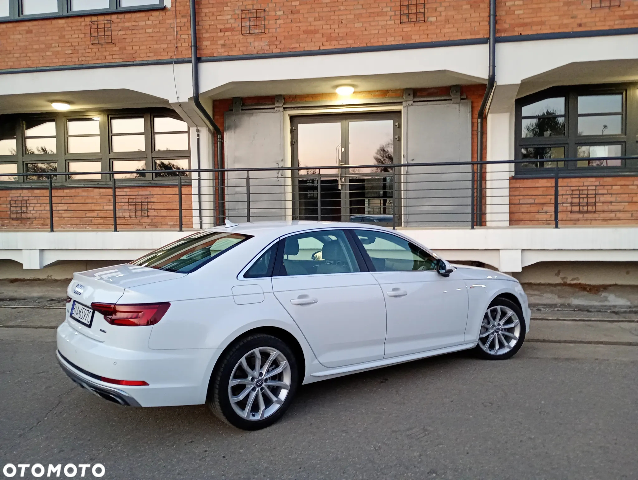 Audi A4 2.0 TFSI Quattro S tronic - 10