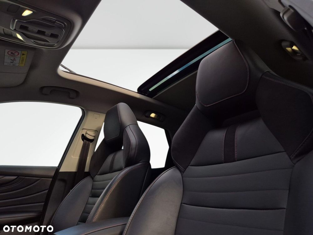 MG HS 1.5 T-GDI Exclusive DCT - 11