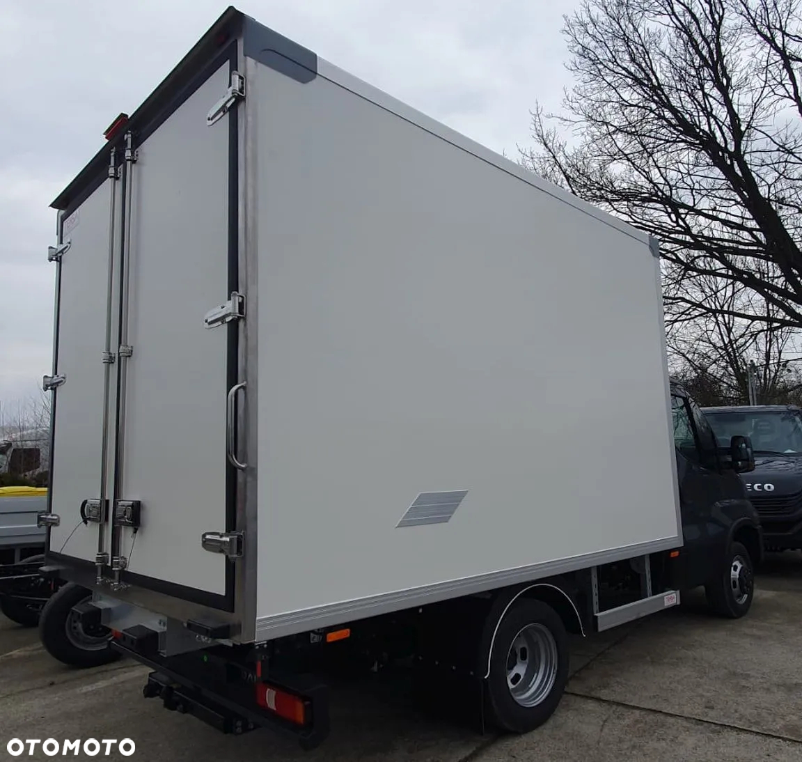 Iveco TYLKO Zabudowa chłodnia hakowa -20/+20C - 11