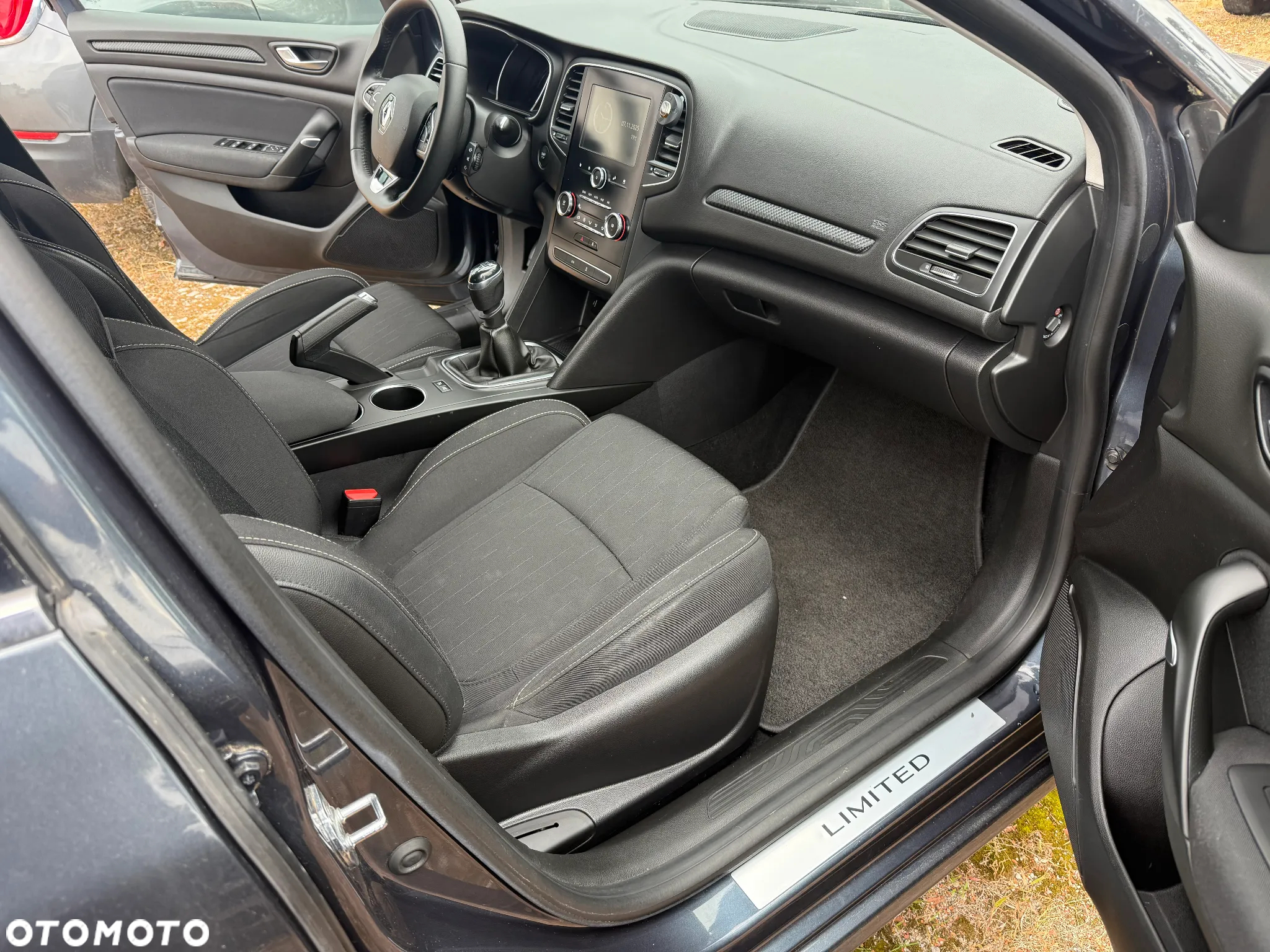 Renault Megane 1.3 TCe FAP Intens - 11