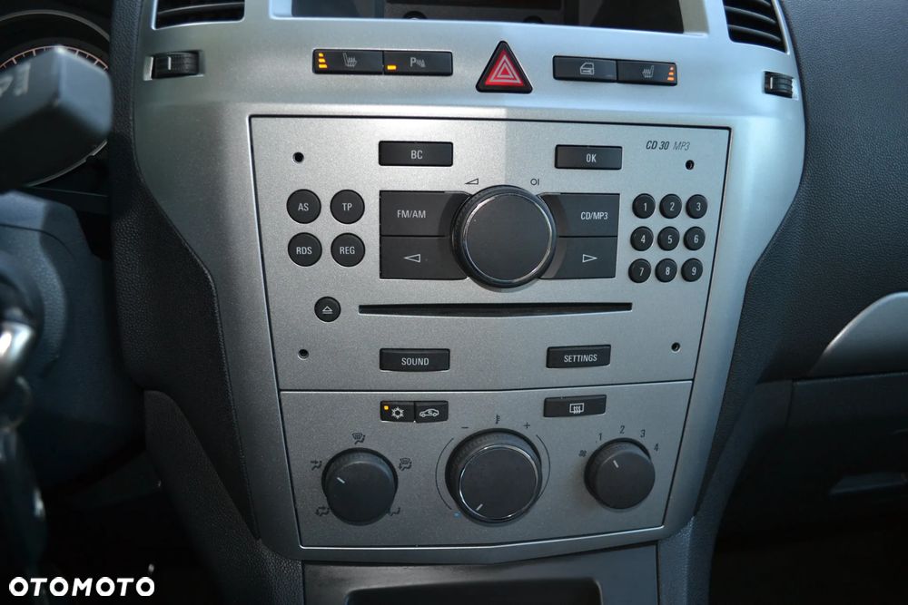 Opel Zafira - 23