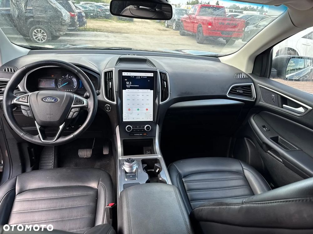 Ford Edge - 10