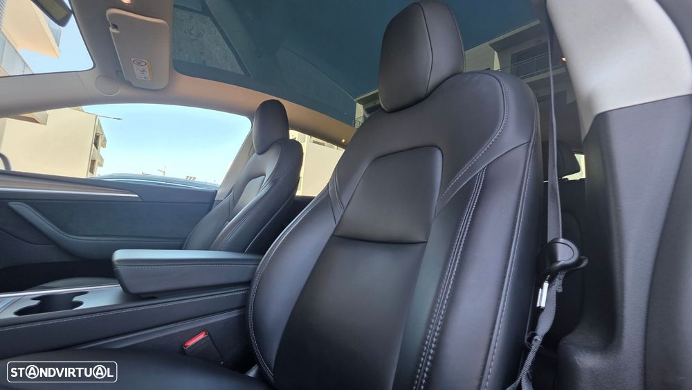 Tesla Model Y Long Range Tração Integral - 12
