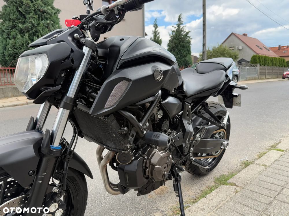 Yamaha MT - 22