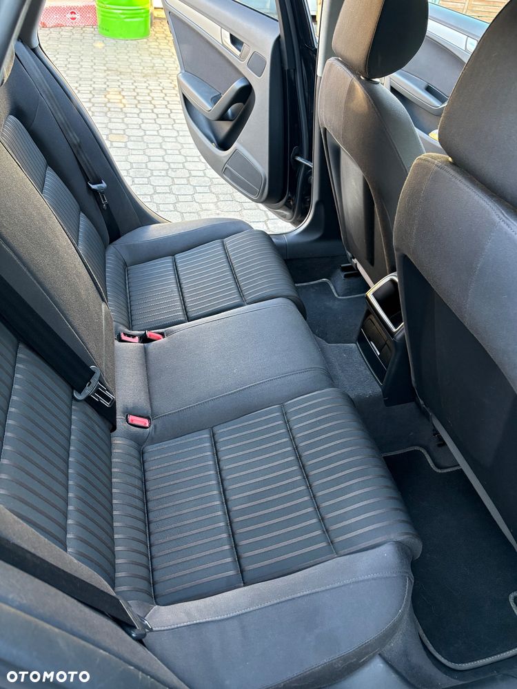 Audi A4 Avant 2.7 TDI DPF Ambiente - 7
