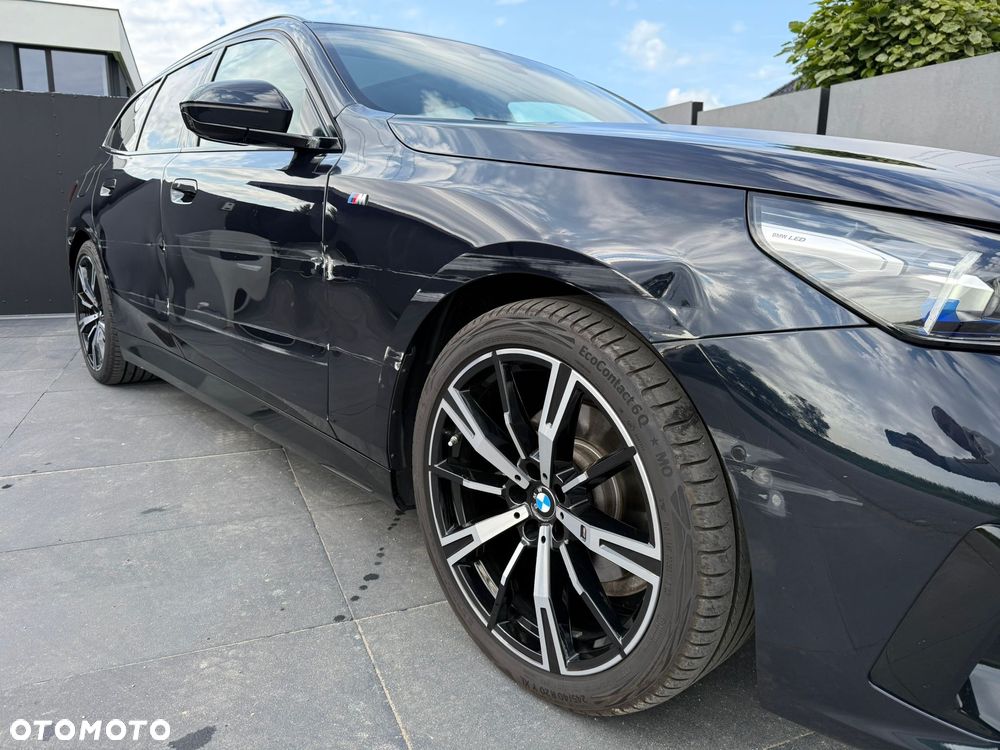 BMW Seria 5 520d xDrive Touring - 9