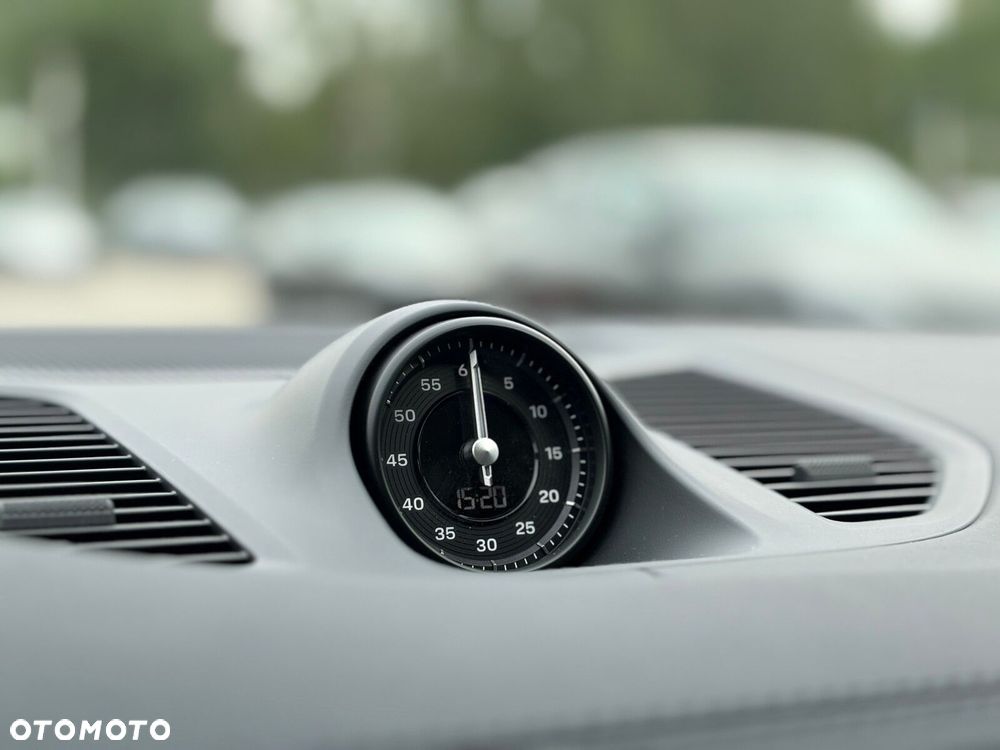 Porsche Cayenne - 20