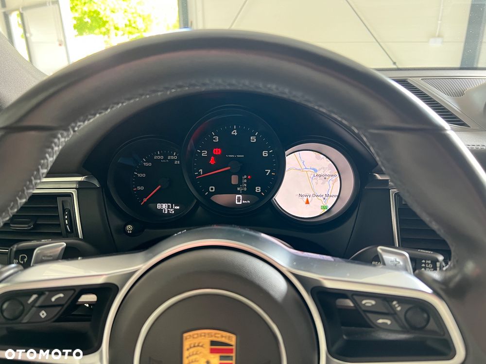 Porsche Macan PDK - 16