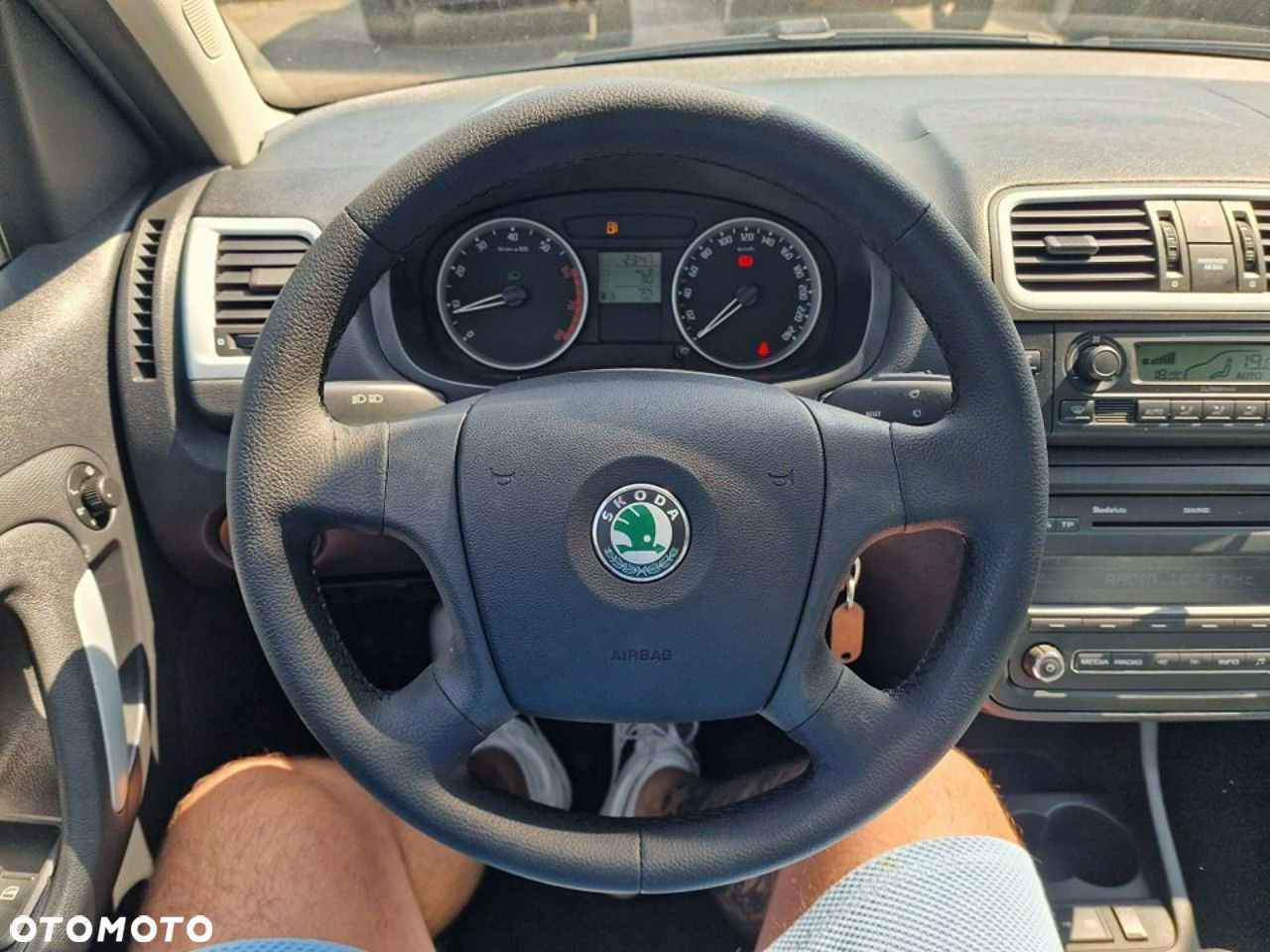 Skoda Roomster 1.4 MPI PLUS EDITION - 8