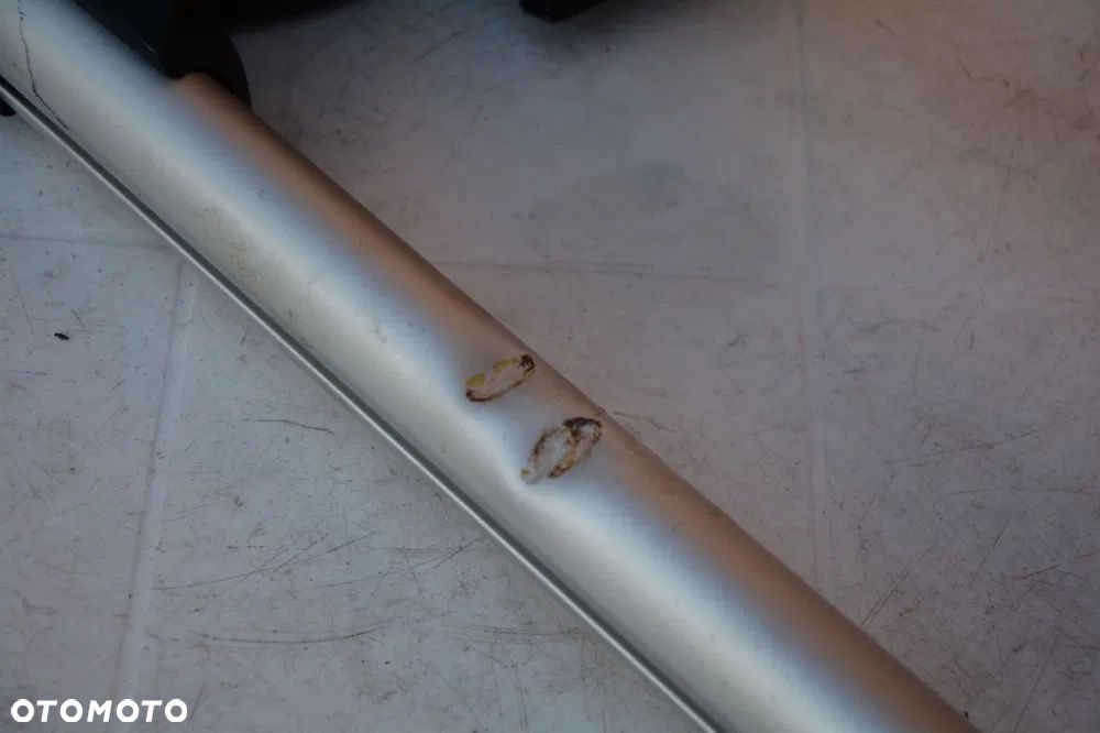 VW Touareg 2018 - bagażnik dachowy oryginał VW Alu klucz - 4