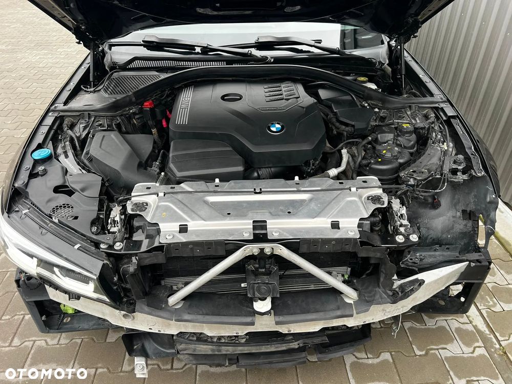 BMW Seria 3 ver-330i-m-sport - 20